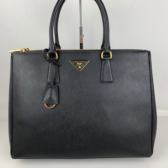 Prada Handbags - New Prada Italian Galleria Large Double Zip Tote